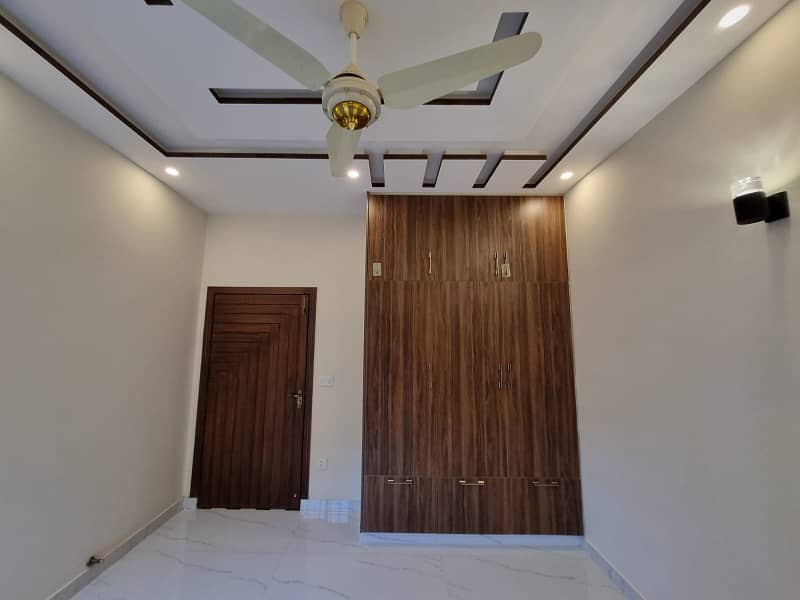 Brand New House For Sale In Nespak Face 3 14