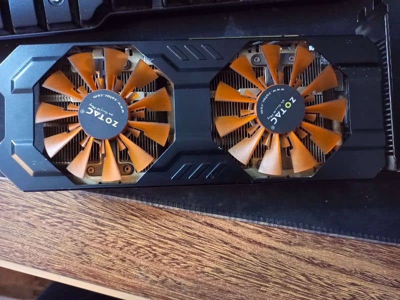 GTX 760 2 gb 4