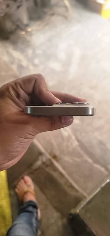 Iphone 15 pro 256gb hk model 2