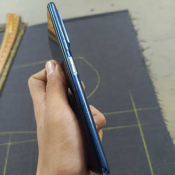 Infinix not 11 pro. . . 10 by 10 condition side 10 by 7 3