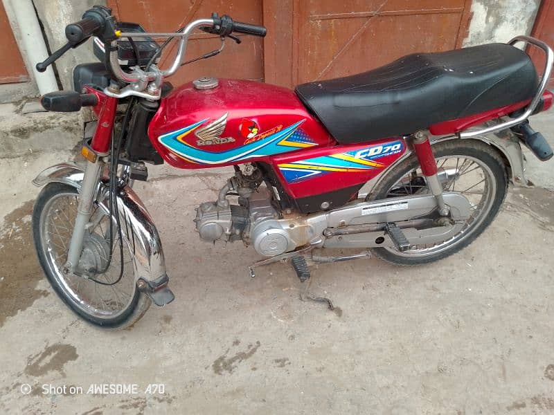 Honda cD70 all ok janiun engine one hand us 1 owner just buy and drive 1