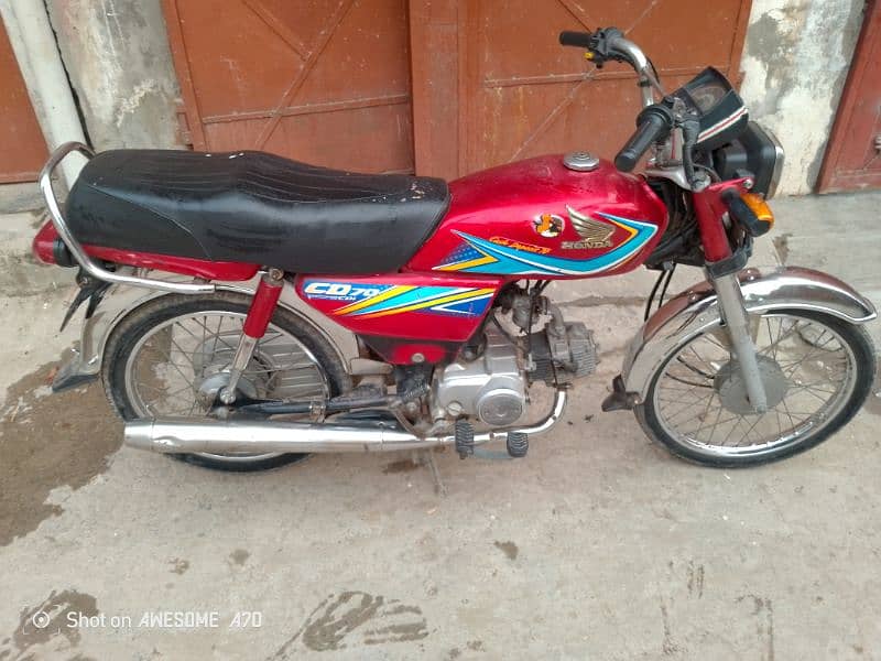 Honda cD70 all ok janiun engine one hand us 1 owner just buy and drive 3