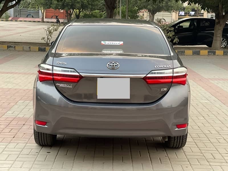 TOYOTA COROLLA 1.3 GLI AUTO 2018 KARACHI REGISTERED 3