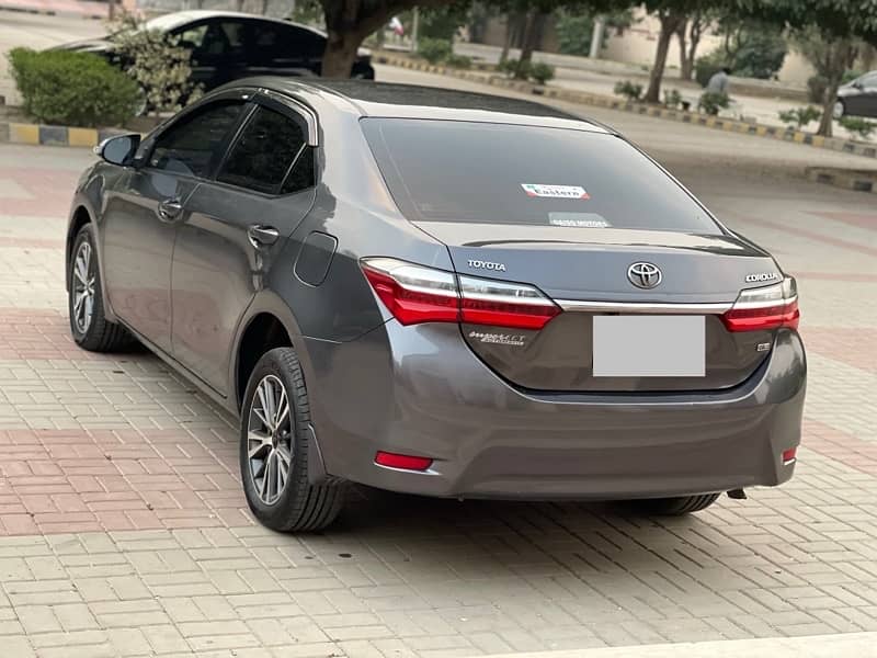 TOYOTA COROLLA 1.3 GLI AUTO 2018 KARACHI REGISTERED 4