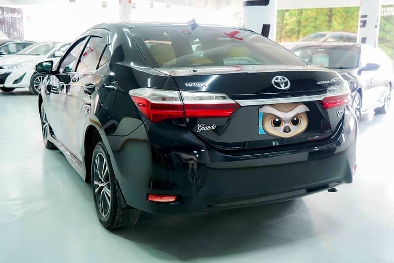 Toyota Altis Grande 2019 7