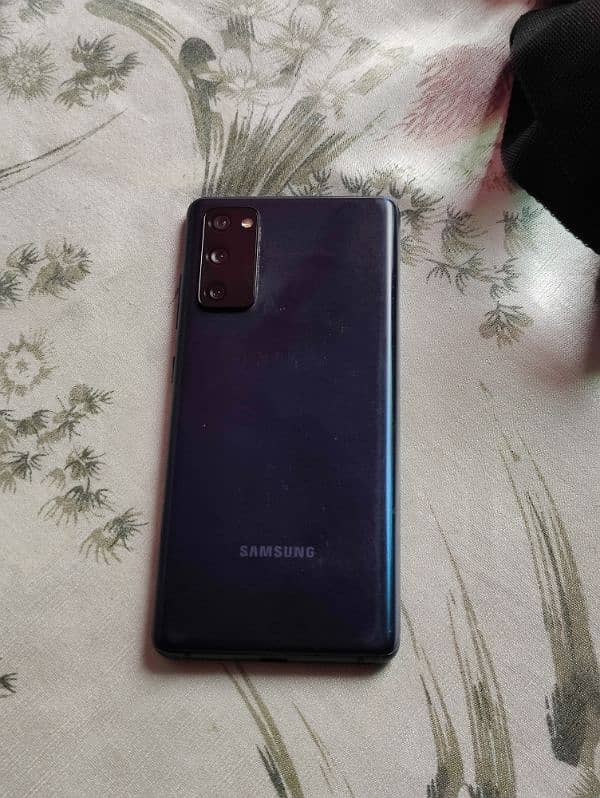 Samsung S20 FE 6/128 gb Non-Pta 1