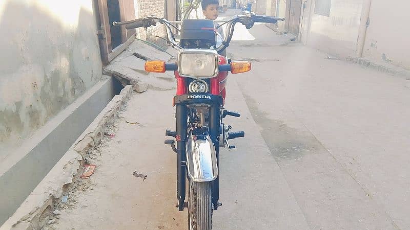 Honda CD 70 2012 Model 4