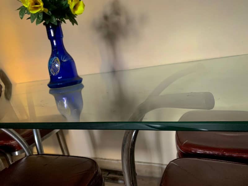 glass table with seats for sale urgent 1