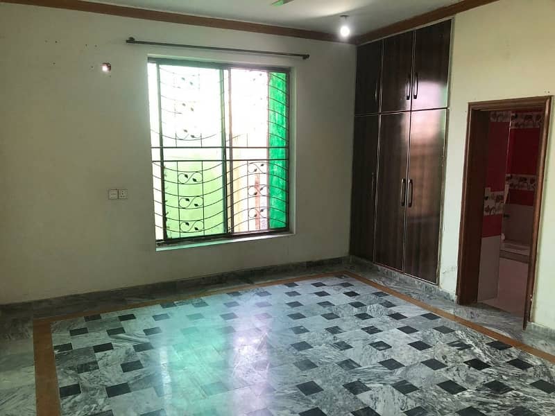 1 kanal lower portion for rent in IEP TOWN SECTOR A MAIN DEFENCE ROAD LHR 15