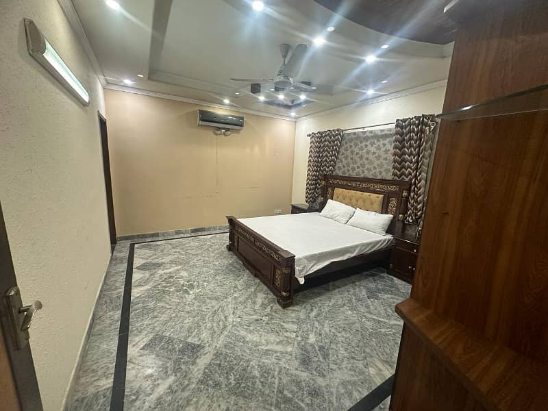 2 KANAL LAVISH FULLY FURNISHED HOUSE FOR RENT. 29