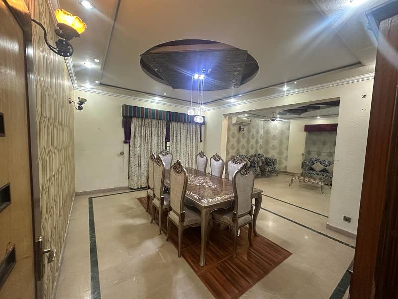 2 KANAL LAVISH FULLY FURNISHED HOUSE FOR RENT. 38