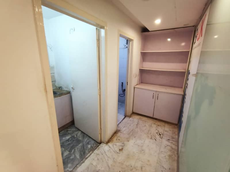 4 Marla Ground Mezzanine Office Fully Renovate For Rent In DHA Phase-1 11