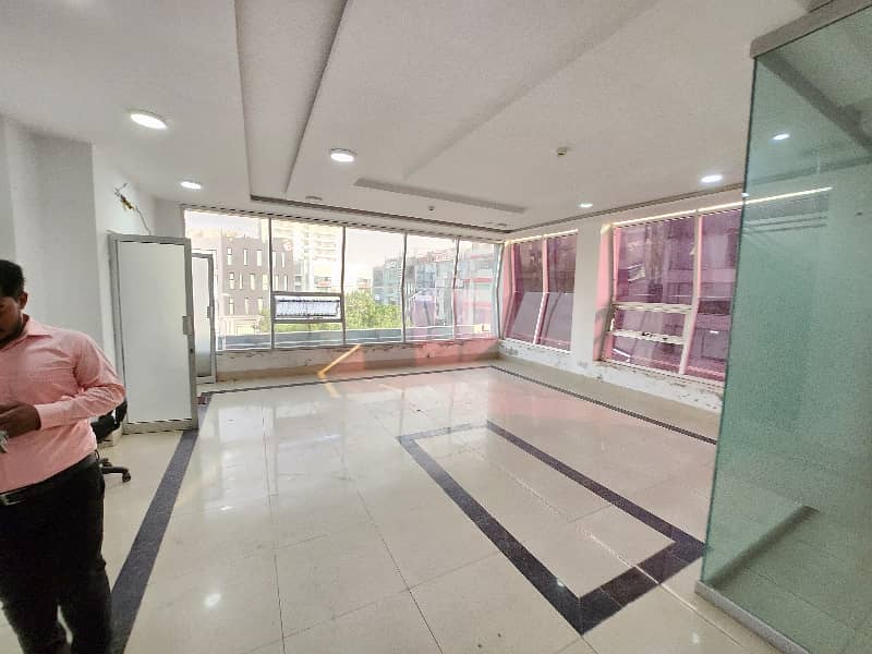 4 MARLA CORNER BUILDING OFFICE FOR RENT IN DHA PHASE-5 CCA BLOCK 3