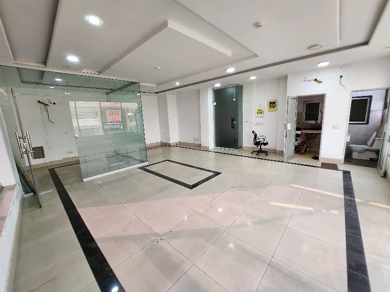 4 MARLA CORNER BUILDING OFFICE FOR RENT IN DHA PHASE-5 CCA BLOCK 5