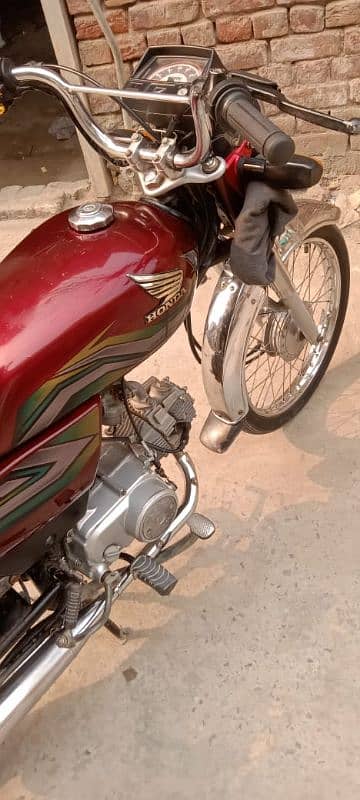 Honda 70 22/23 number lga hai good condition documents clear 1