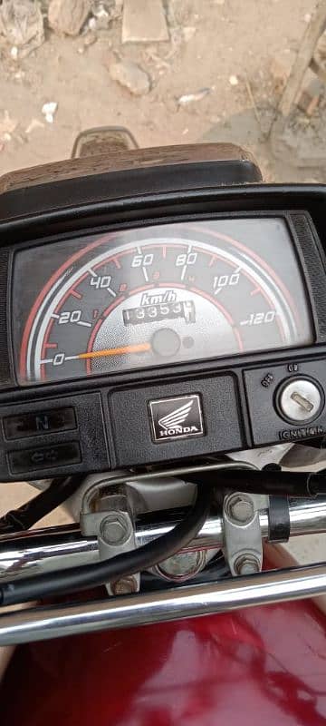 Honda 70 22/23 number lga hai good condition documents clear 5