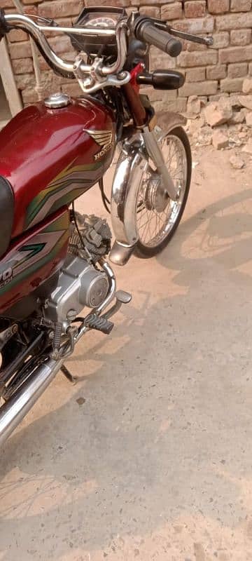 Honda 70 22/23 number lga hai good condition documents clear 8