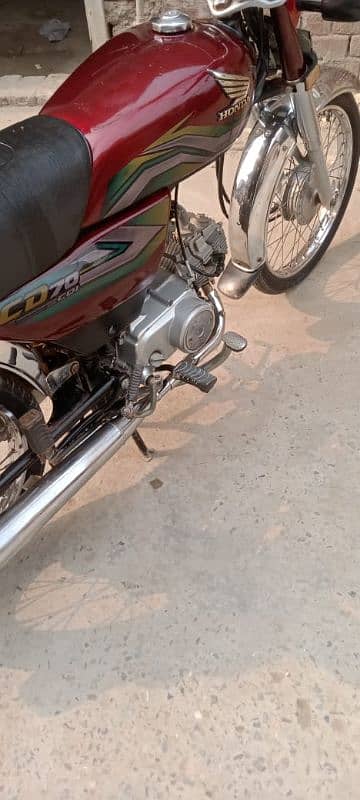 Honda 70 22/23 number lga hai good condition documents clear 10