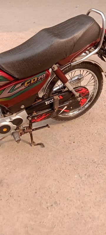 Honda 70 22/23 number lga hai good condition documents clear 14