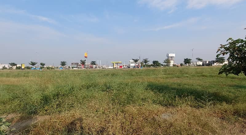 1 Kanal Outclass Location Residential Plot No 653 For Sale In DHA Phase 7 Z1 Block Lahore 0