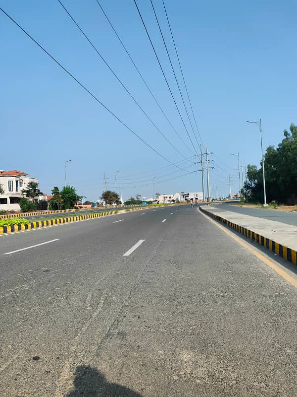 Topnotch Location 1 Kanal Pair Back to Park Residential Plots No 95+96 For Sale In Dha Phase 7 Y Block Lahore 10