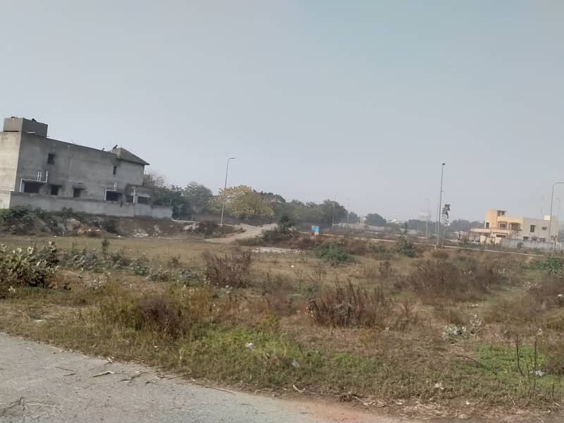 80 Feet Road 1 Kanal Lavish Location Residential Plot No 245 For Sale In DHA Phase 5 M Block Lahore 2