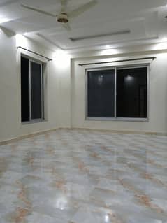 1 Bed Luxury Flat Available For Rent in Sector E Bahria Town Lahore