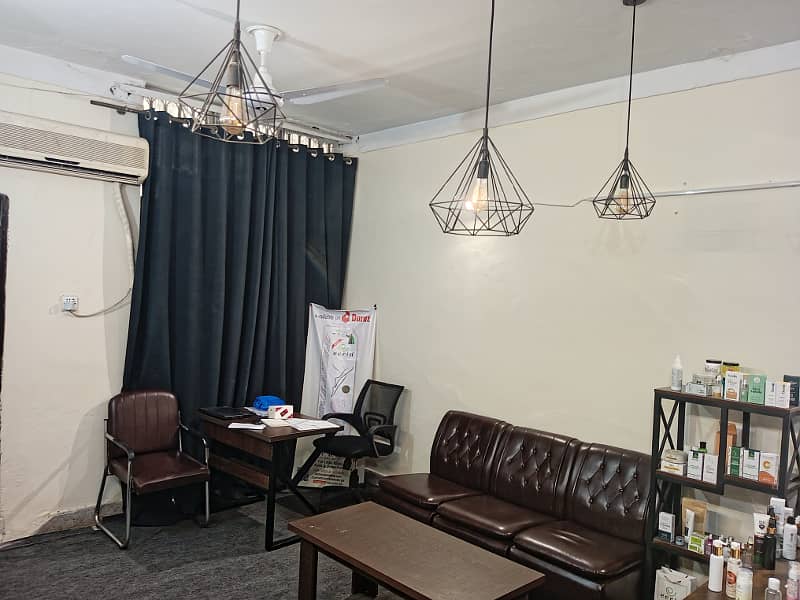 FOR SILENT OFFICE. LOWER PORTION FOR RENT IN ALLAMA IQBAL TOWN 7