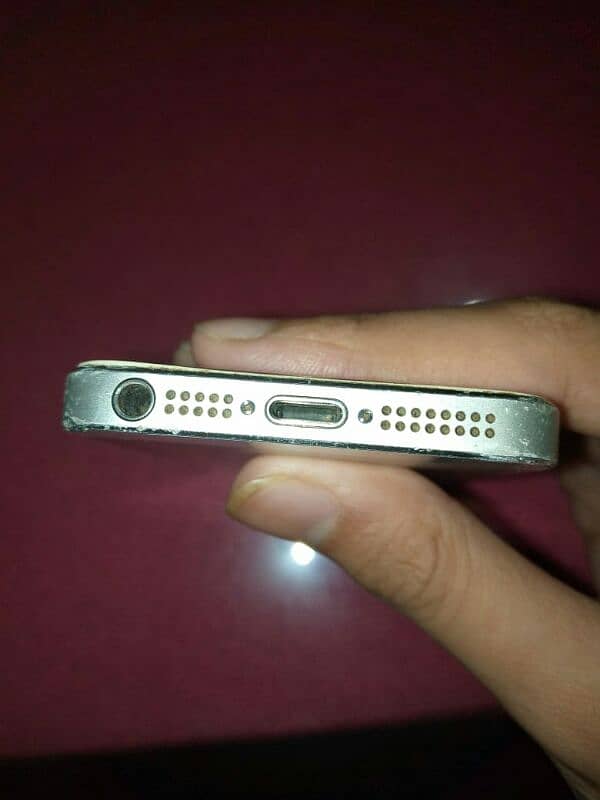 IPHONE 5 16GB PTA APPROVED 7