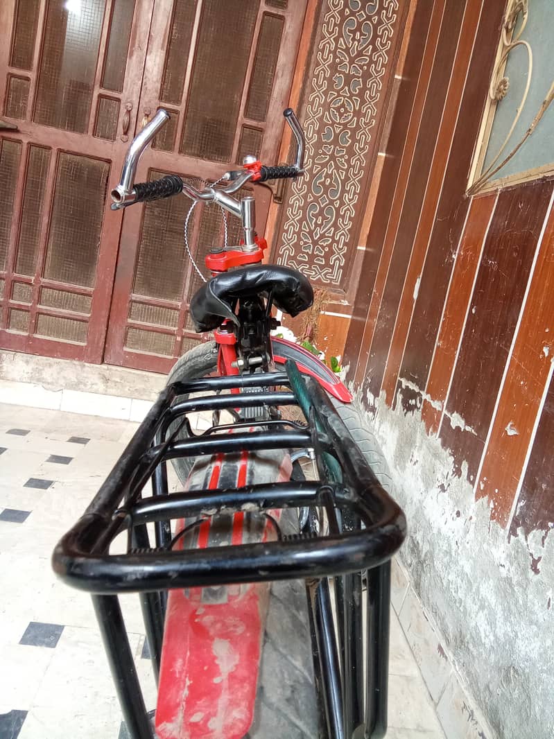 Good condition bicycle for sale in multan only 06 months used 2