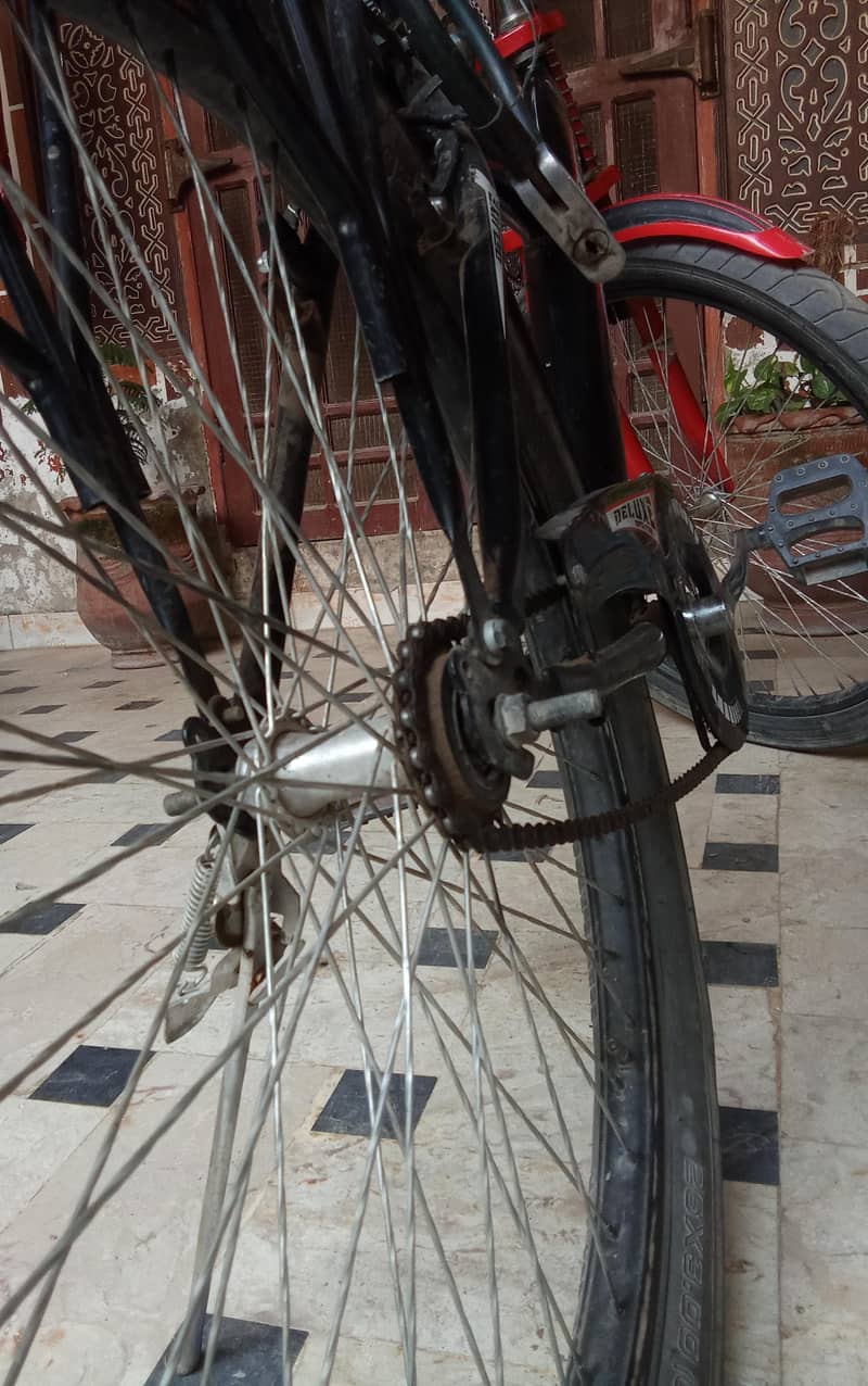 Good condition bicycle for sale in multan only 06 months used 3