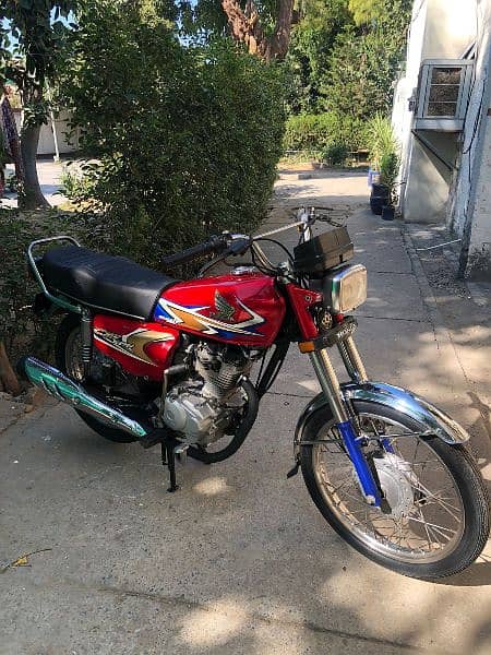 Honda 125 model 19/20 Lahore no 3