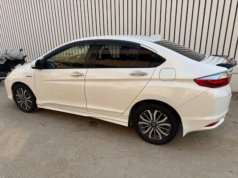 Honda Grace Hybrid 2015 7