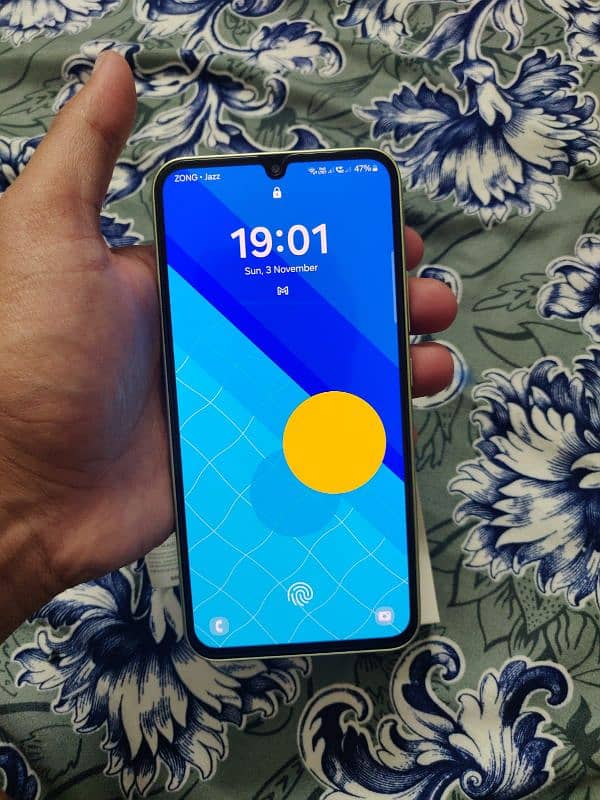 Samsung A34  Condition new 10/10 Ram and Rom 8/256,  5G phone. 3