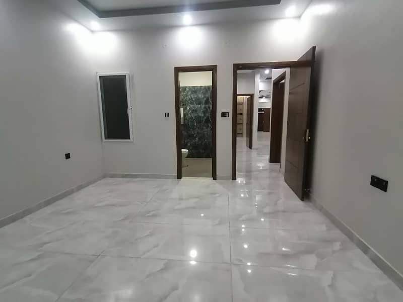 Brand new 300 sqyard ground floor portion for sale 12