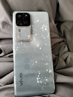 Vivo v30