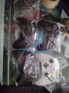 Xbox one Controllers and One s Controllers