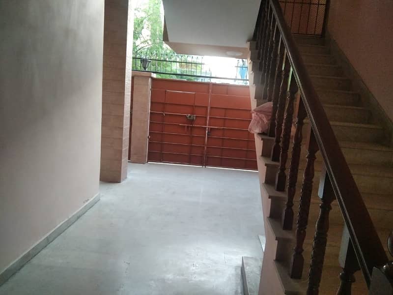 Well Maintained Ground Floor Portion For Rent 3