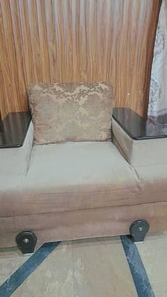 One single and two double seats sofa set. used in good condition