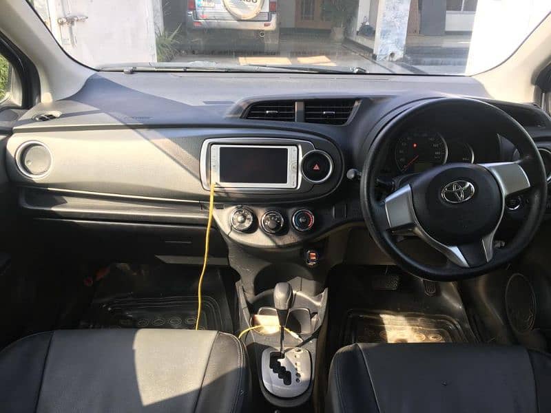 Toyota Vitz 2014 6