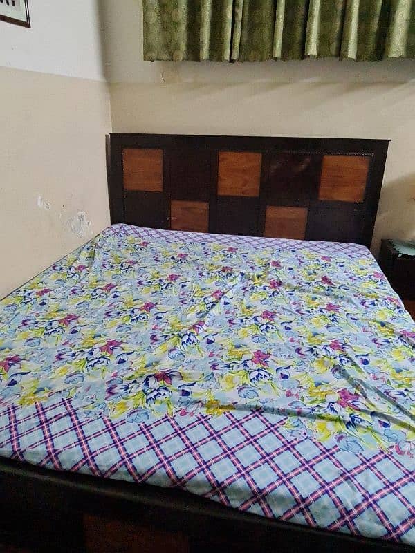 King Sized Bed set 1