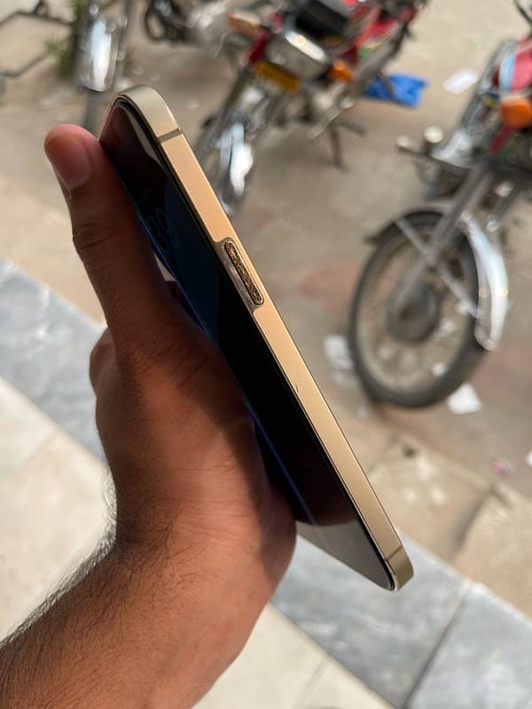 Iphone 12 Pro Max 256GB factory unlock 5