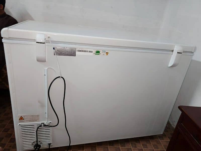 Single door freezer 3