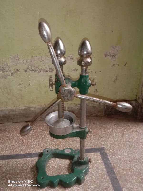 hand wali juice machine urgent sale 2