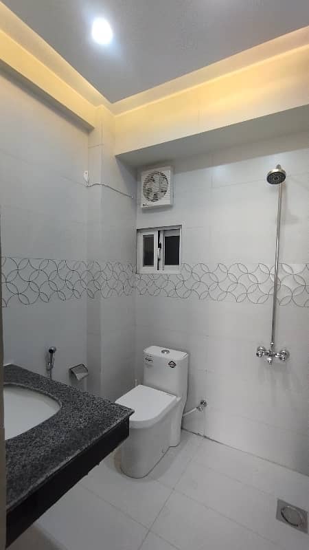 Warda Hamna 2 Bed Flat For Sale In G11/3 13