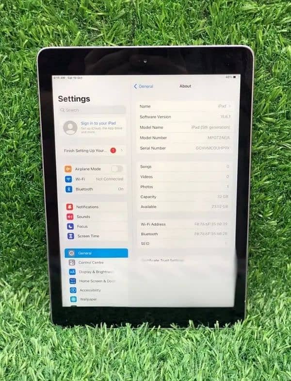 Apple ipad 5th generation (32Gb) good working WhatsApp(03224527572) 6