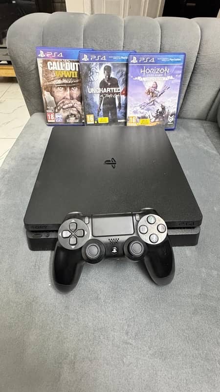 ps4 slim sealed with original controller 3