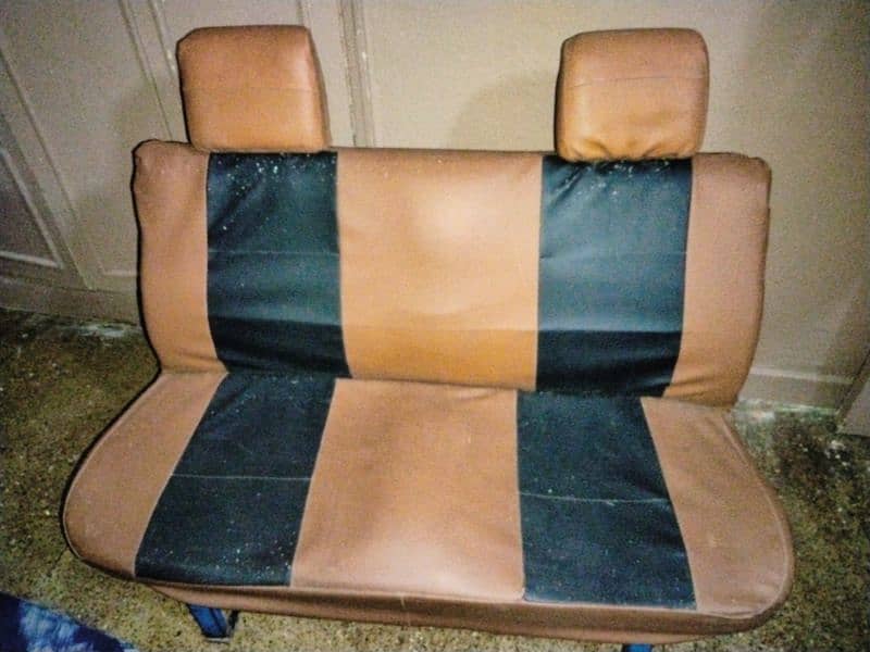 Suzuki bolan Seats 1