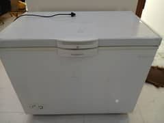 Waves 13 cubic ft Deep Freezer slightly used just like new 0