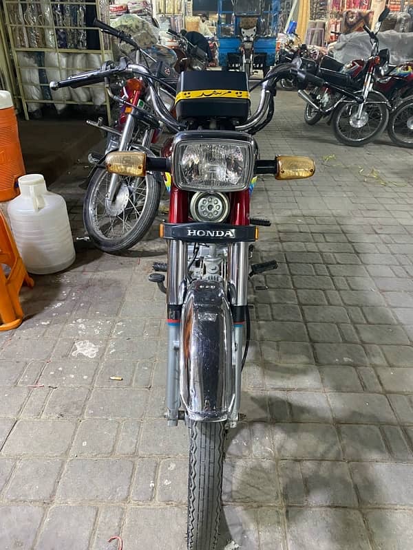 Honda cd70 6